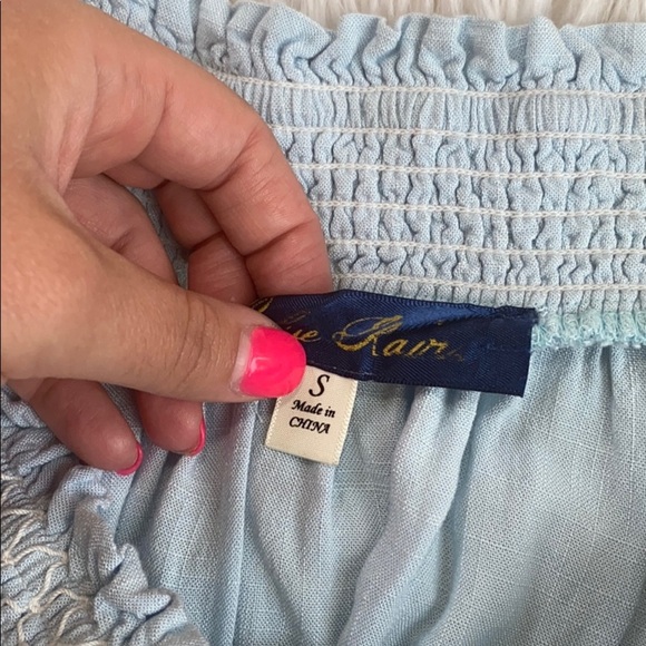 Francesca’s blue side shoulder ruffle top - Picture 5 of 6